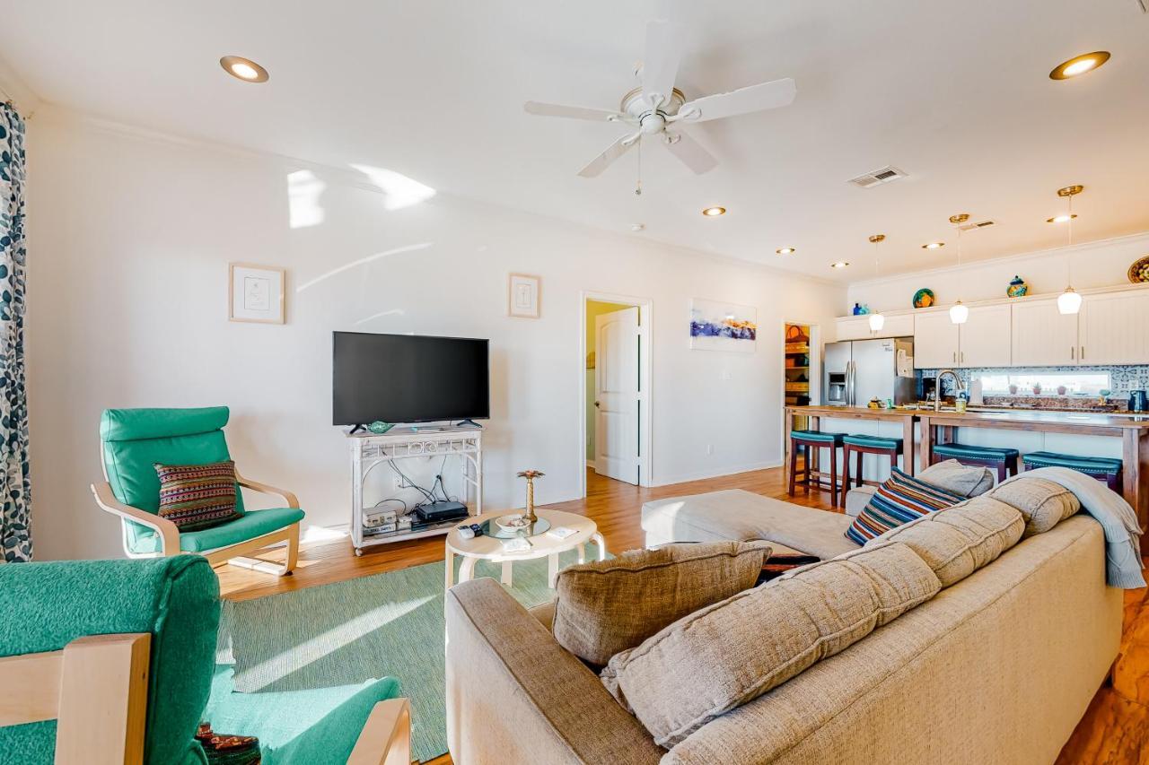 4 Palms Villa Bolivar Peninsula ภายนอก รูปภาพ