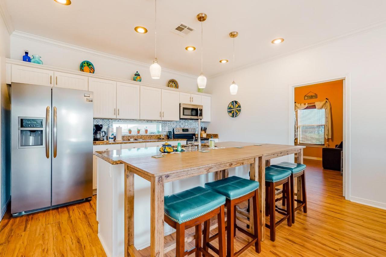 4 Palms Villa Bolivar Peninsula ภายนอก รูปภาพ