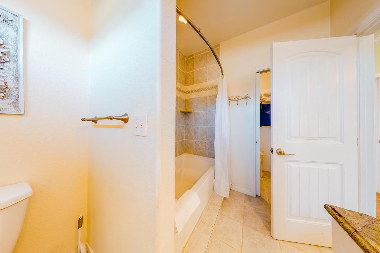 4 Palms Villa Bolivar Peninsula ภายนอก รูปภาพ